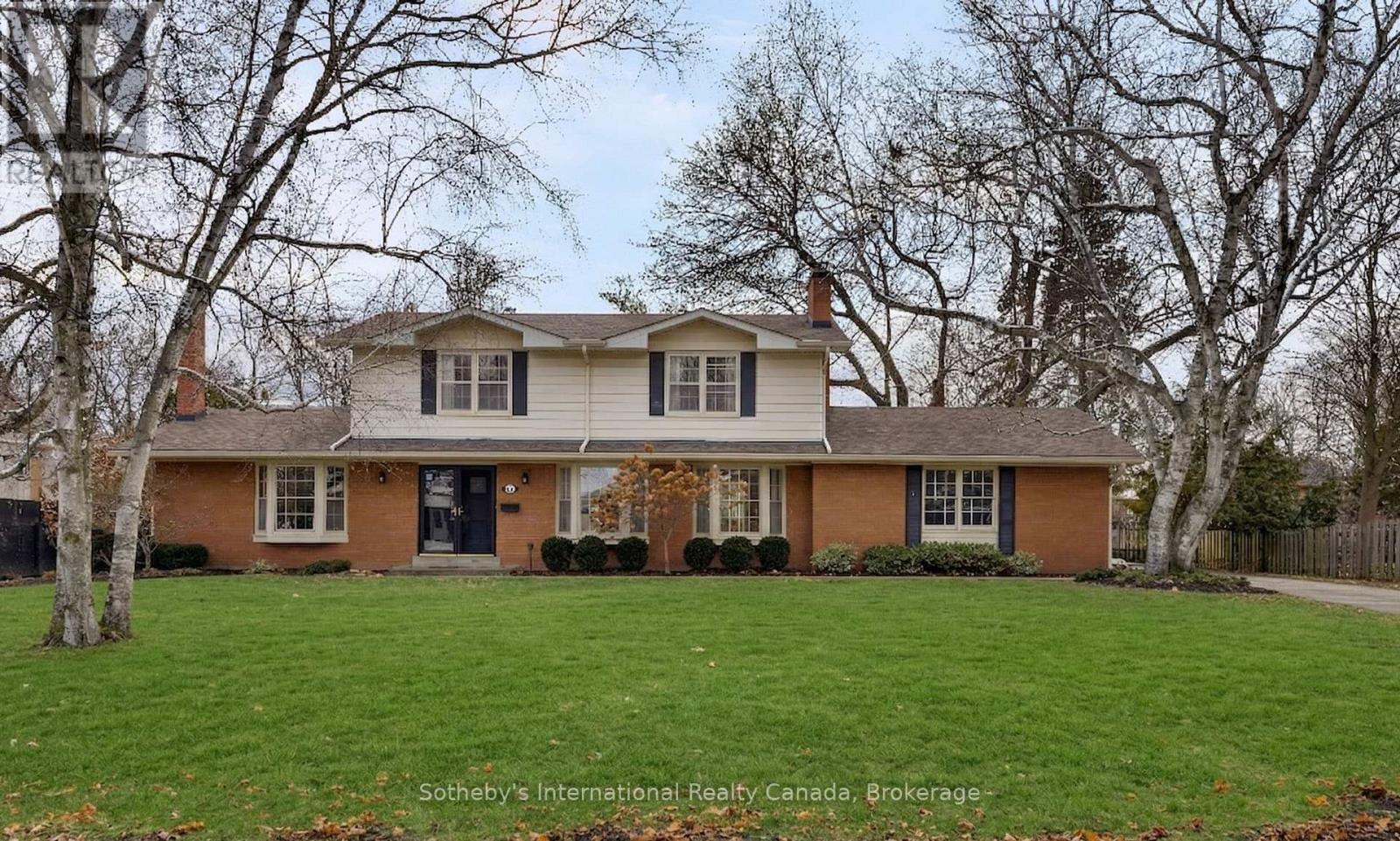 174 CLAXTON DRIVE - 1