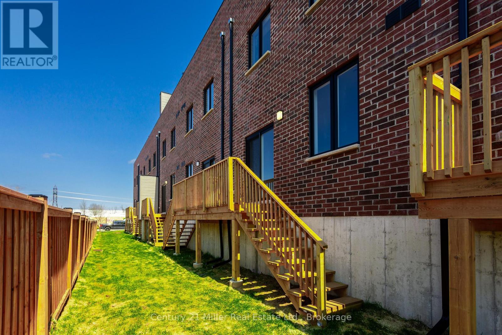 #12 2 SLESSOR BOULEVARD - 41