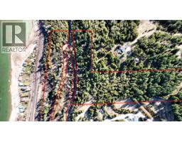 2230 Canoe Beach Drive Ne Lot# 3, Salmon Arm, BC V1E1K0 Photo 6