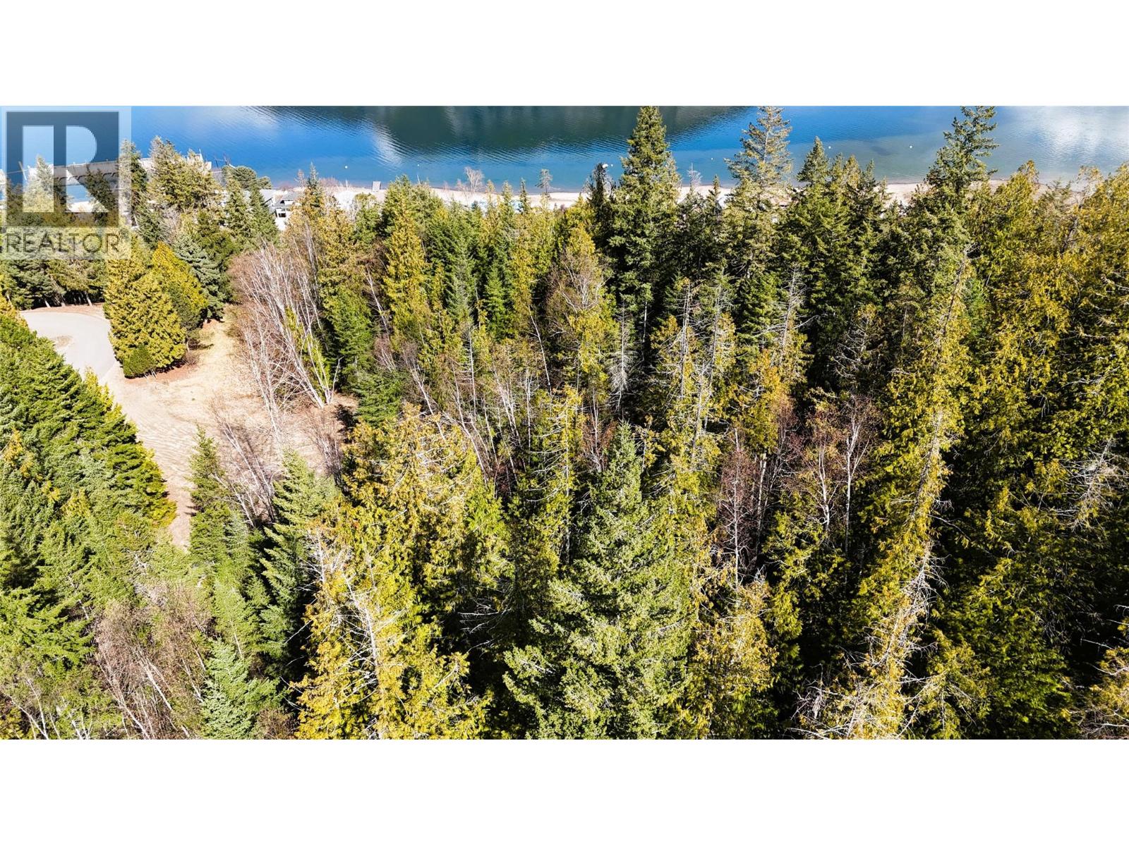  2230 CANOE BEACH Drive Northeast, Salmon Arm