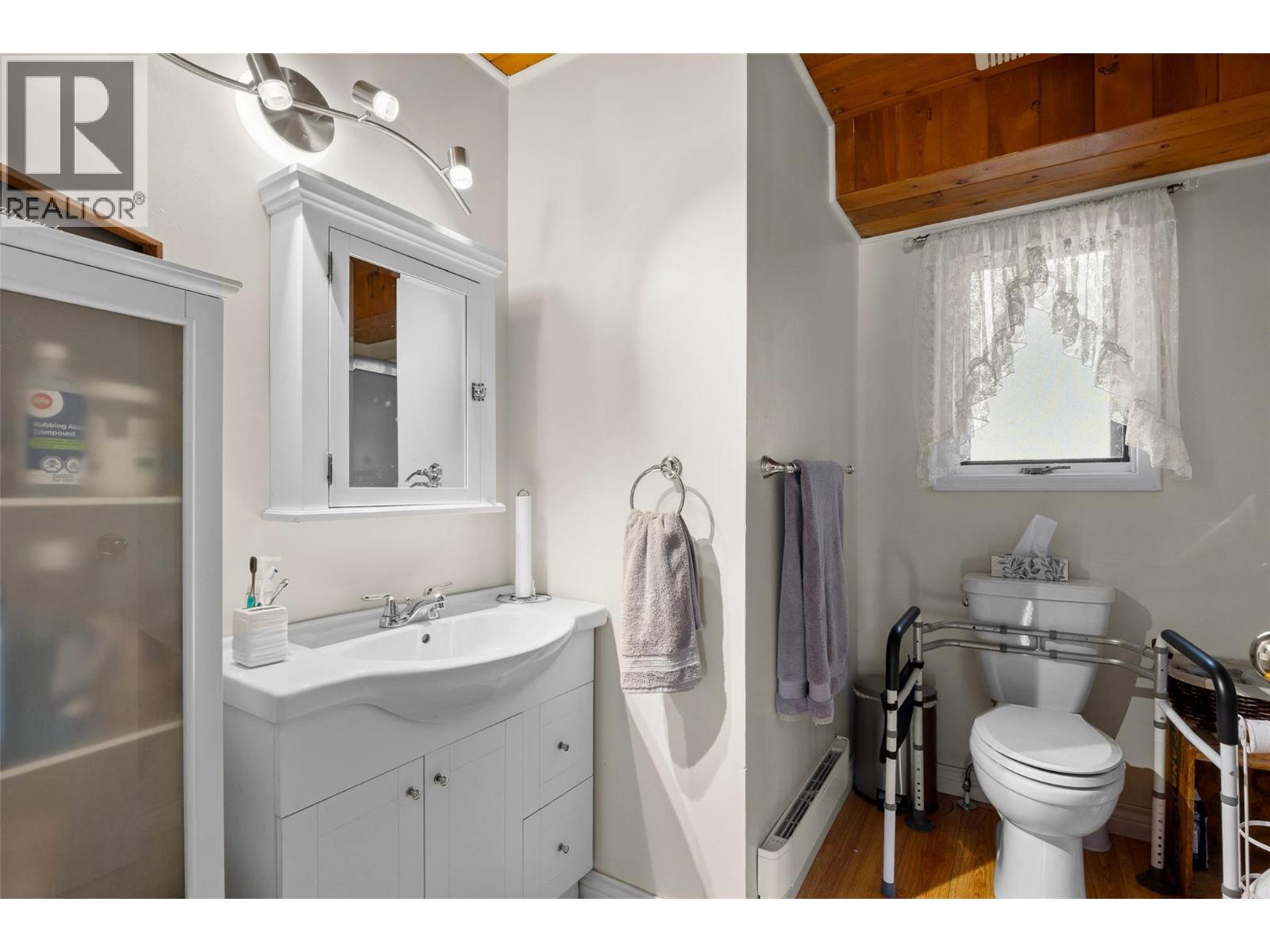 1815 Nicolls Road - 27