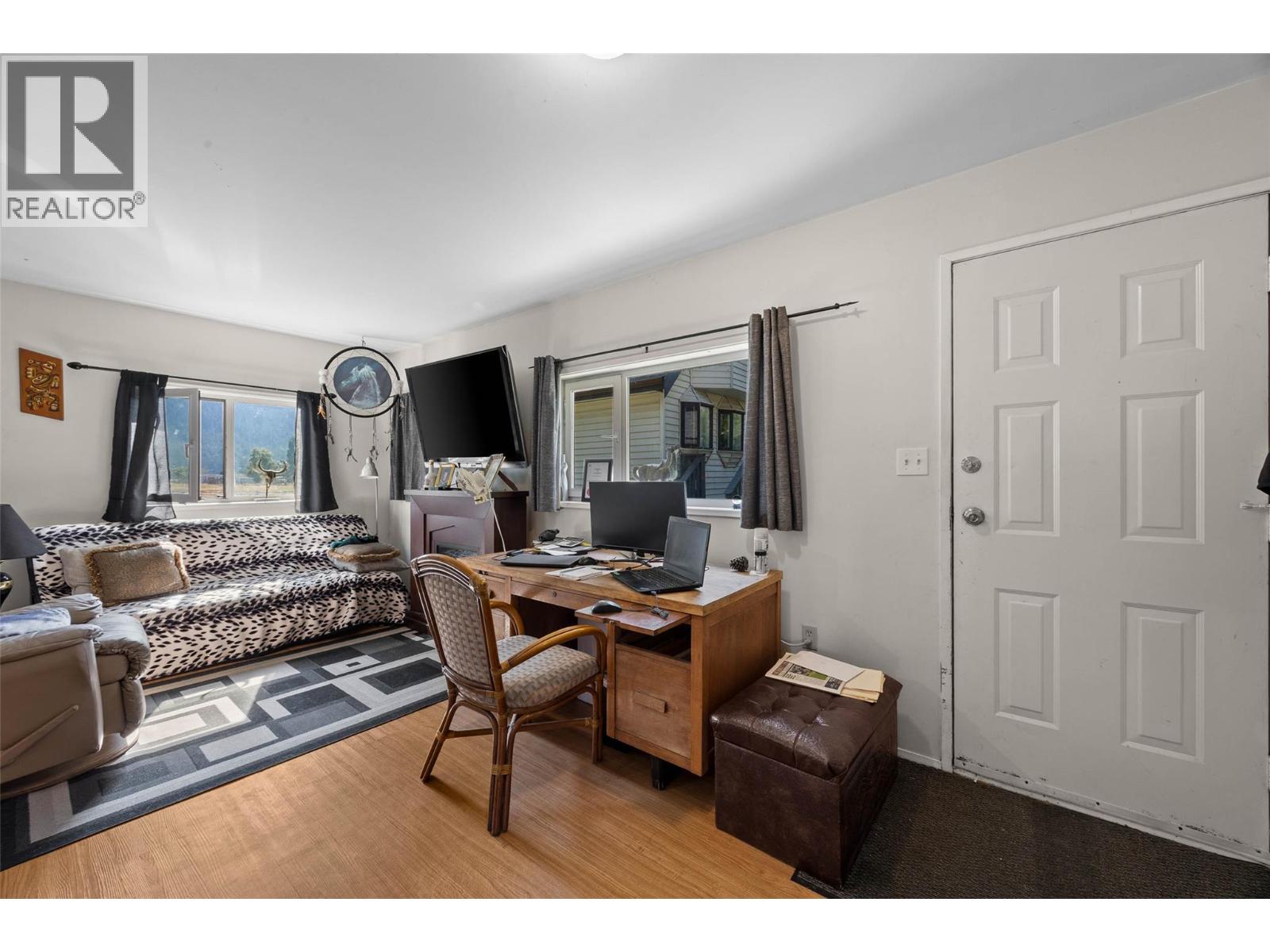 1815 Nicolls Road - 40