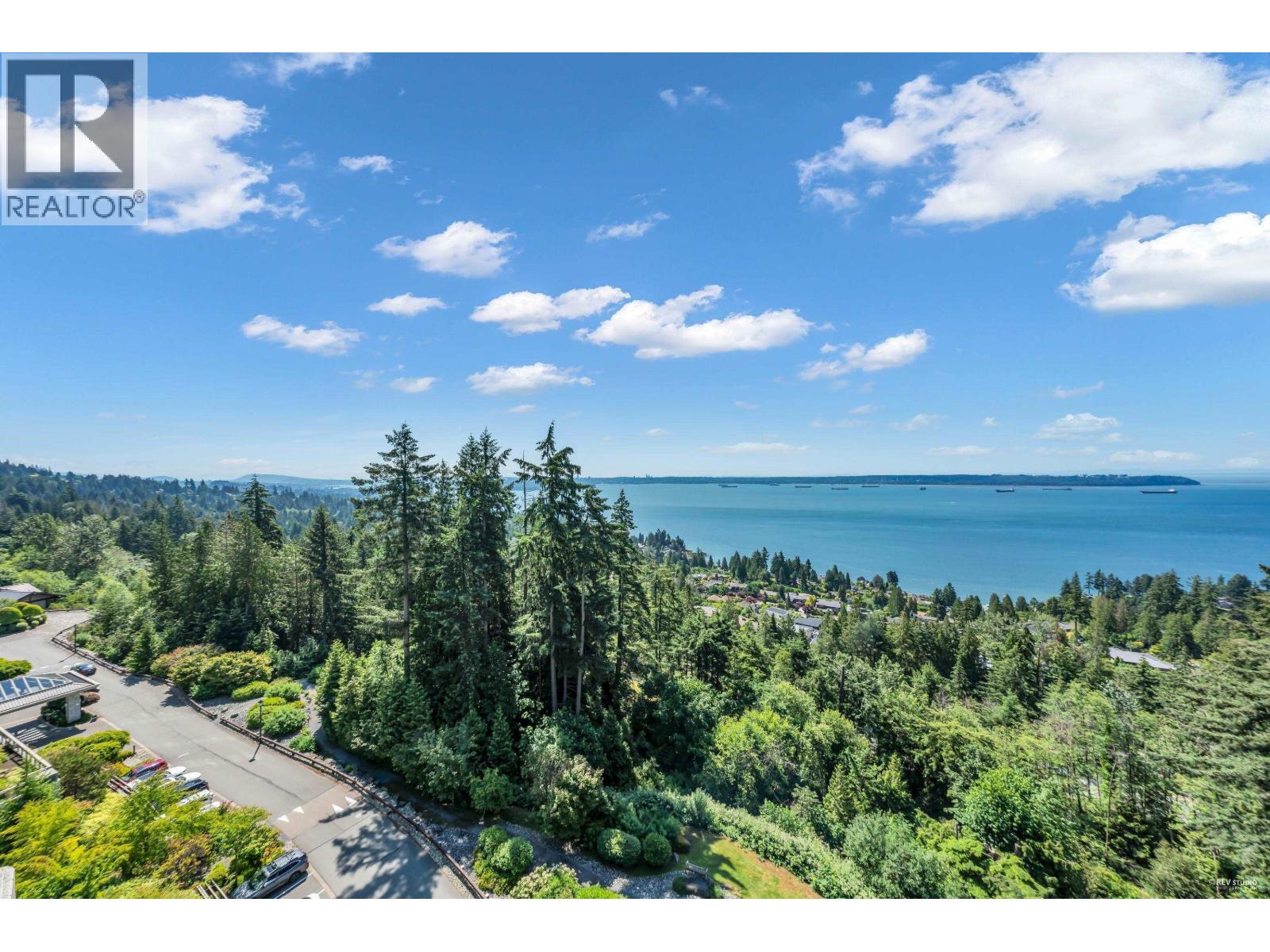 1102 3355 CYPRESS PLACE, West Vancouver