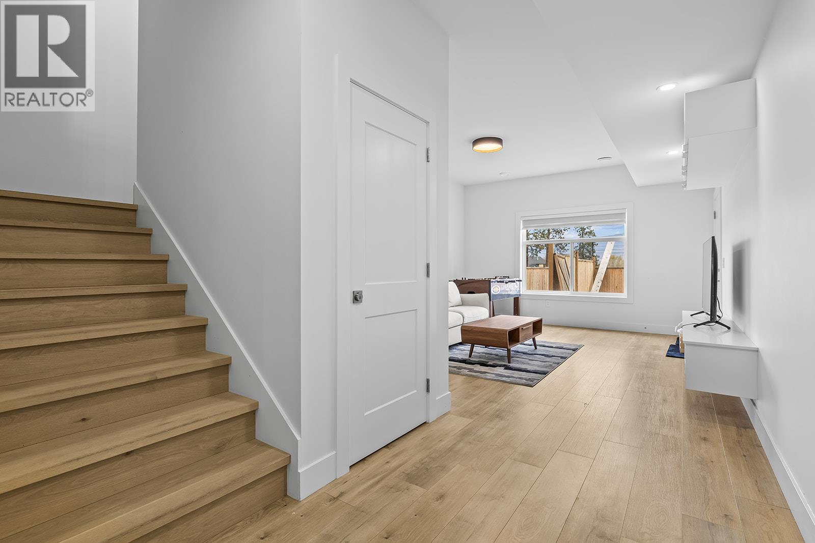  1047 Oak Barrel Place, West Kelowna