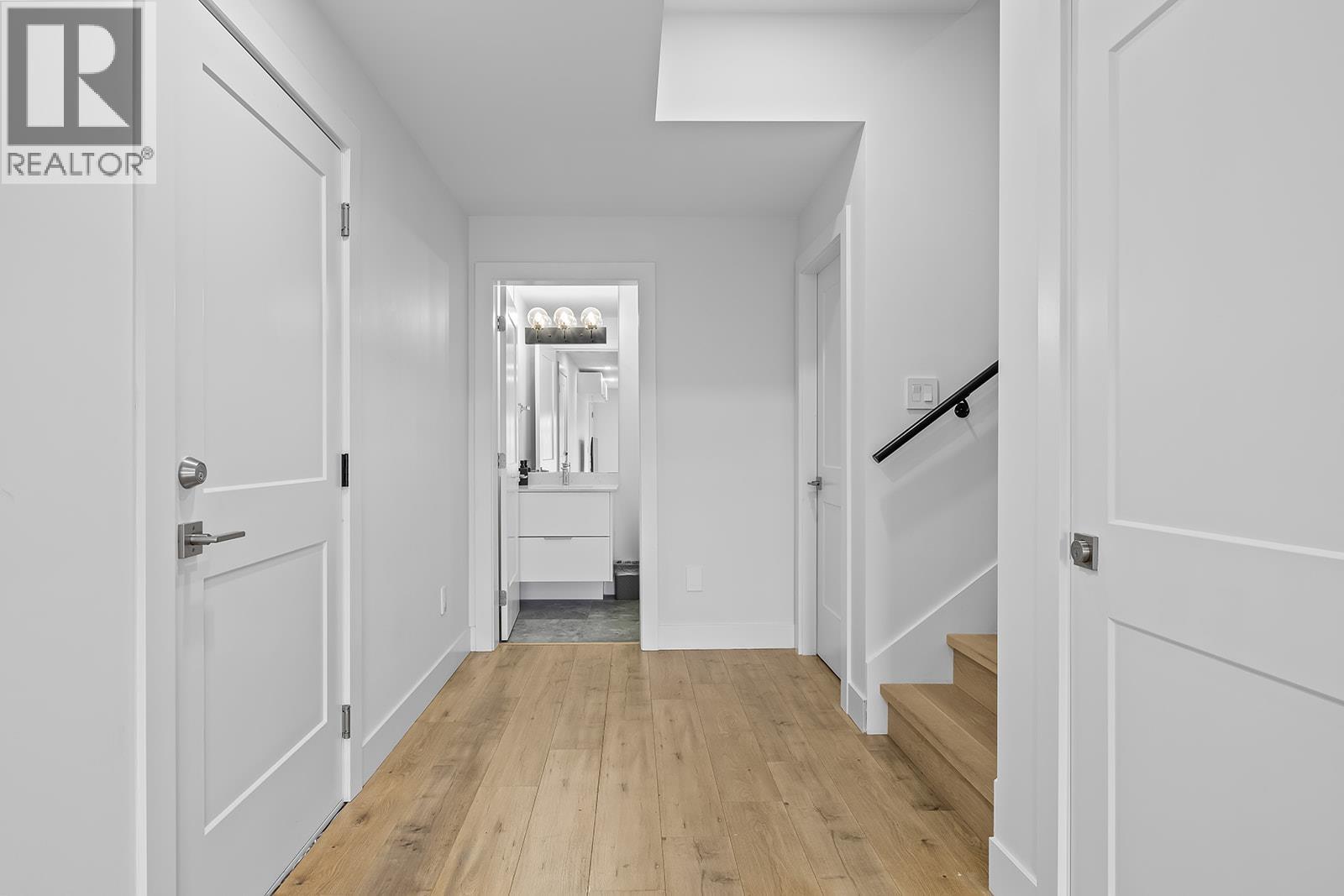  1047 Oak Barrel Place, West Kelowna