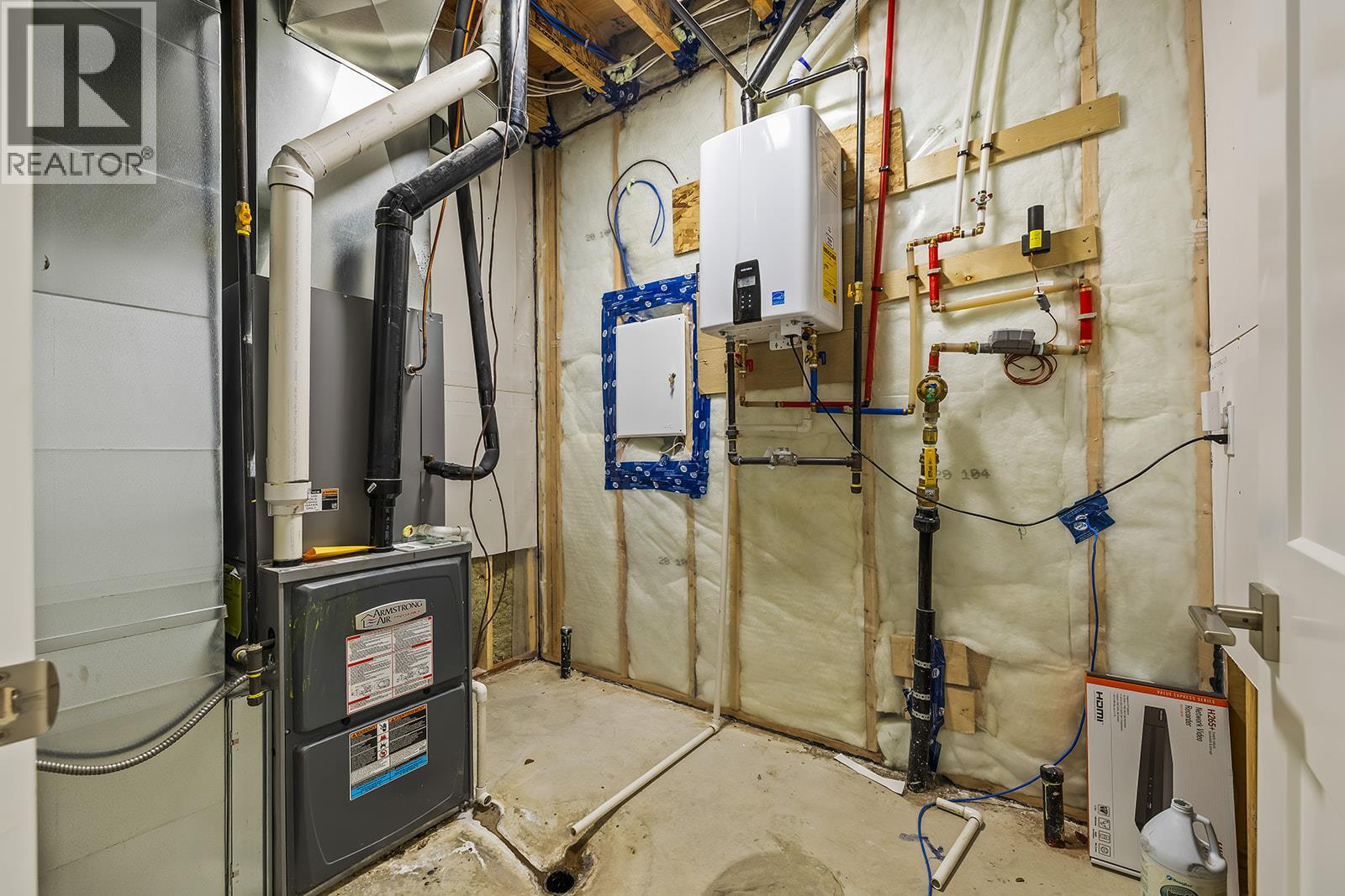  1047 Oak Barrel Place, West Kelowna