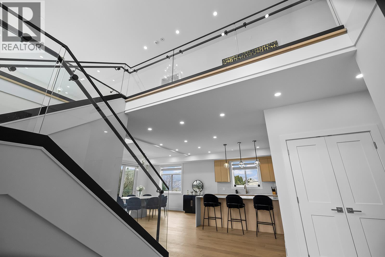  1047 Oak Barrel Place, West Kelowna