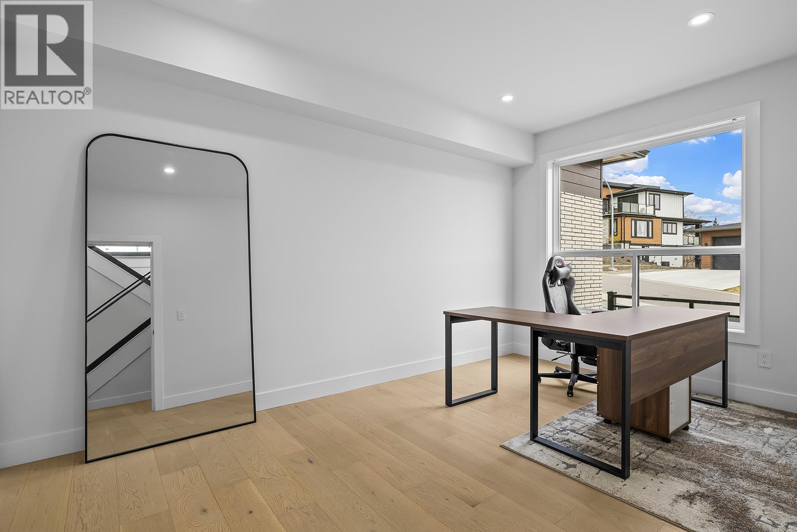  1047 Oak Barrel Place, West Kelowna