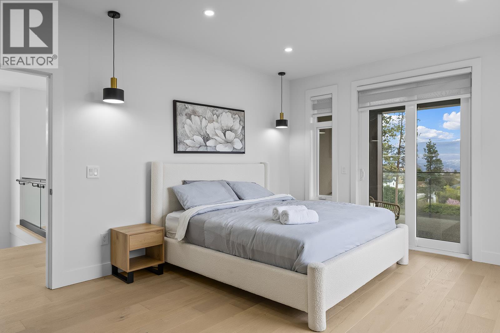  1047 Oak Barrel Place, West Kelowna