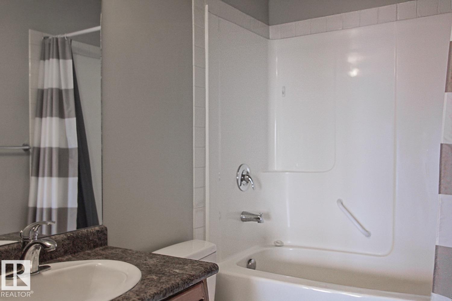 #906 9819 104 ST NW, Edmonton