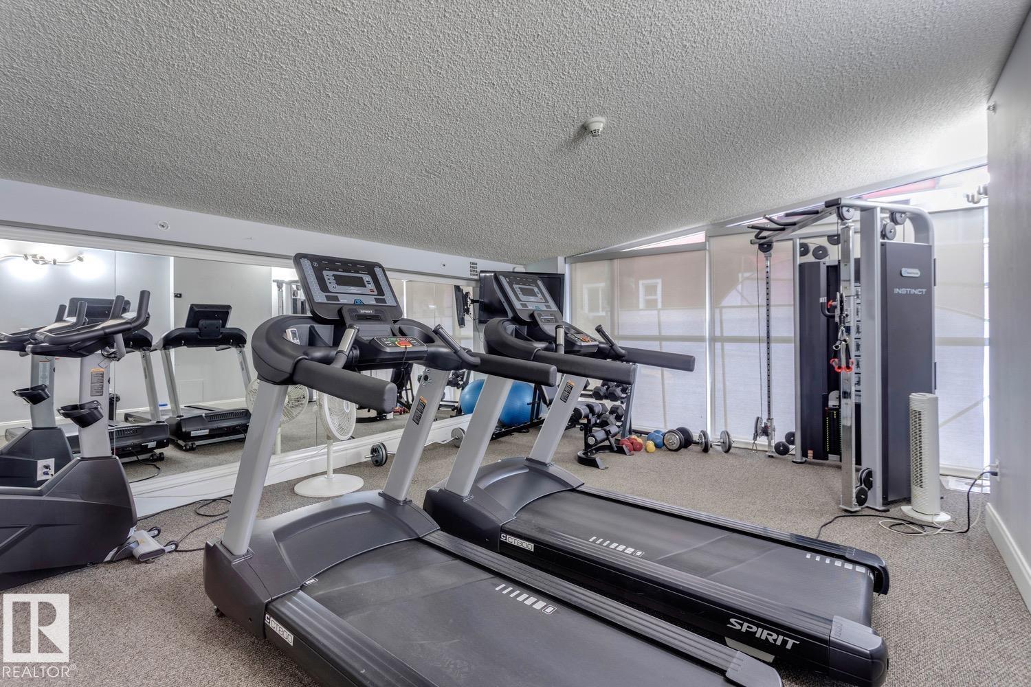 #906 9819 104 ST NW, Edmonton