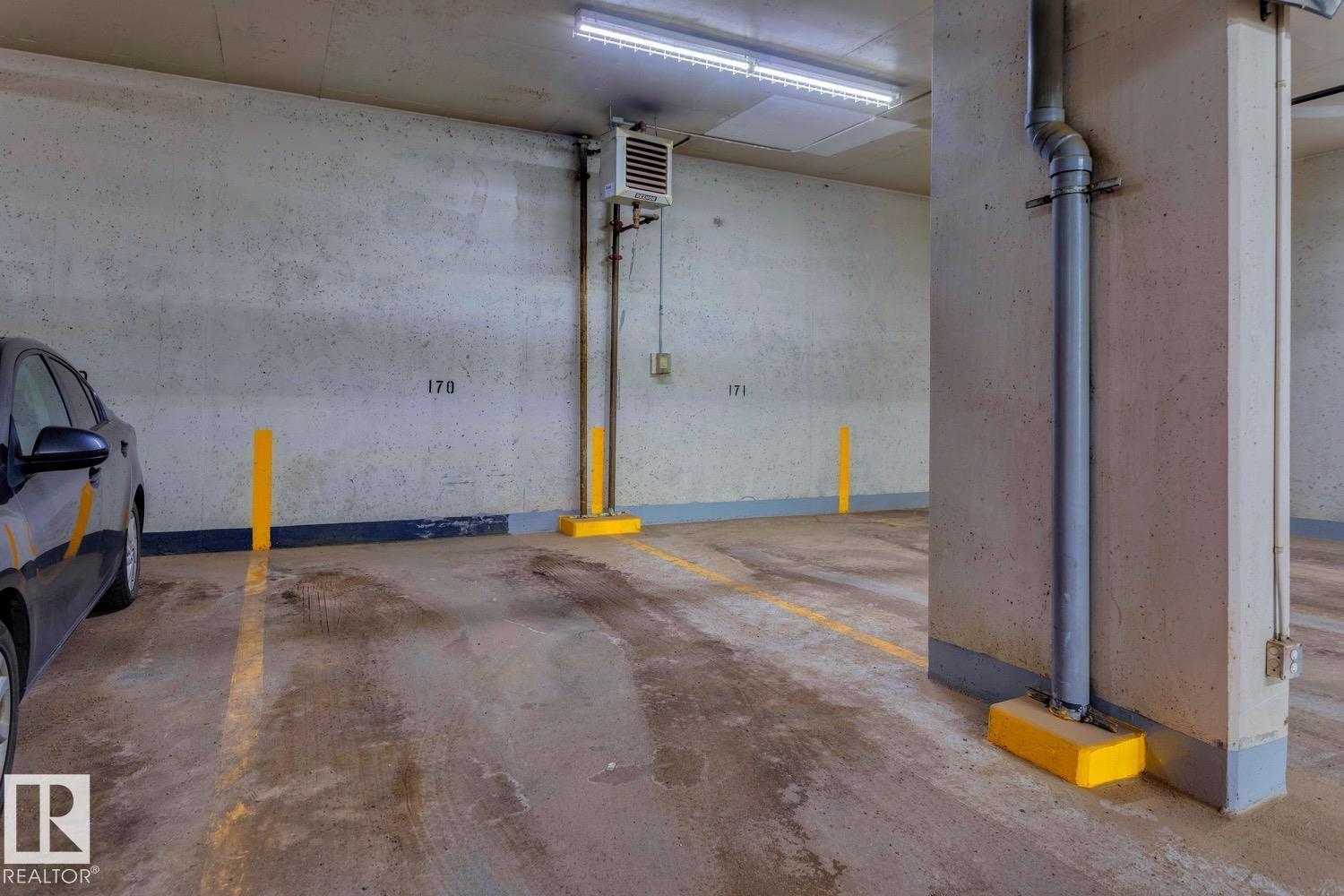 #906 9819 104 ST NW, Edmonton