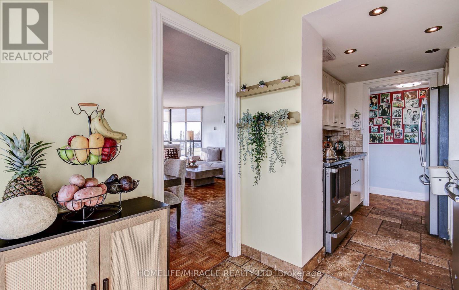 #504 1333 BLOOR STREET - 24