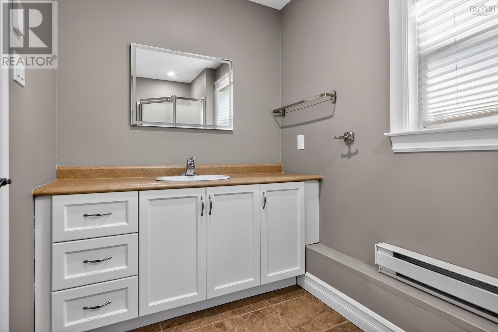 Property 26 of 51 of 495 Gatehouse Run