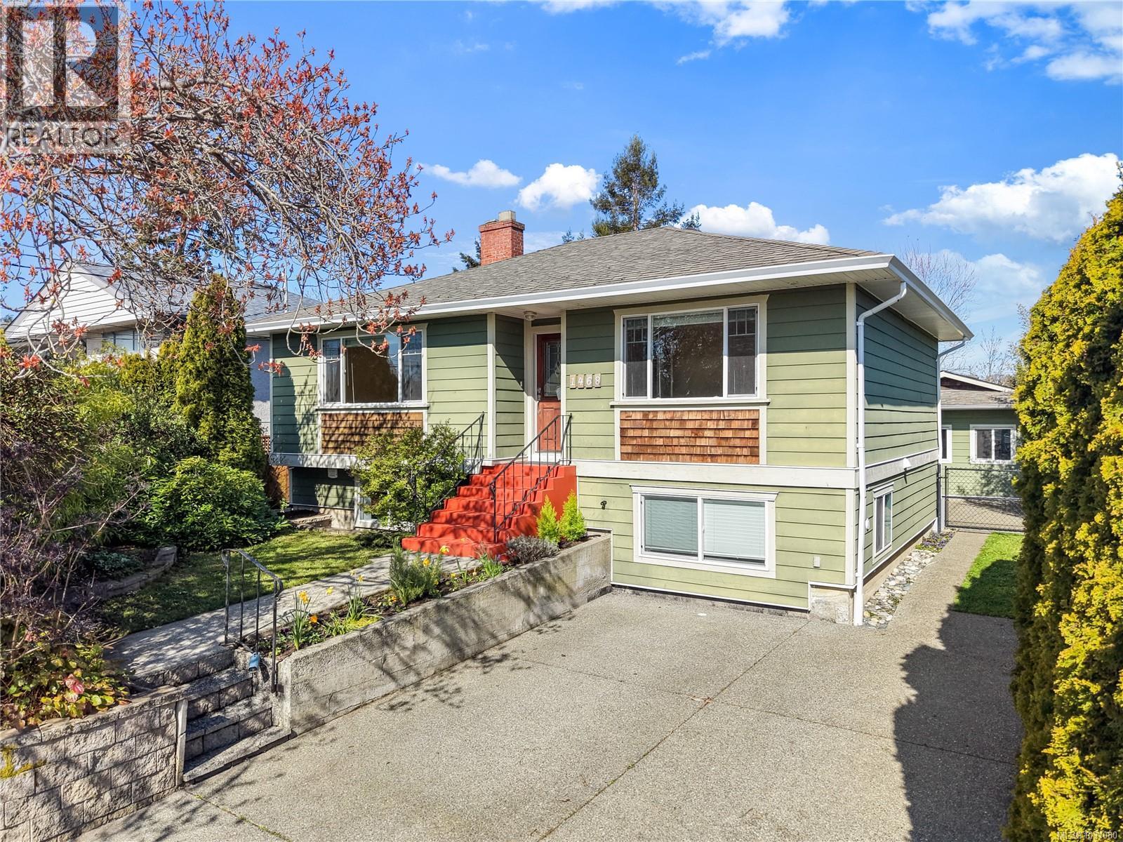 1468 Stroud Rd - 1
