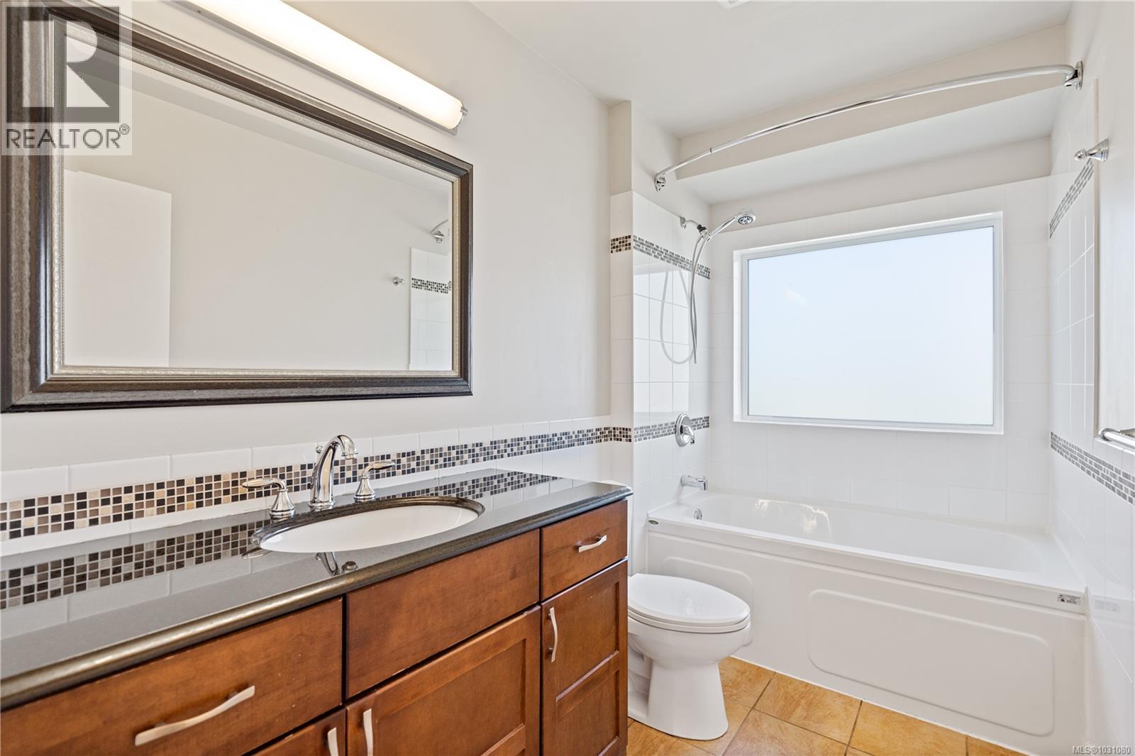 1468 Stroud Rd, Victoria