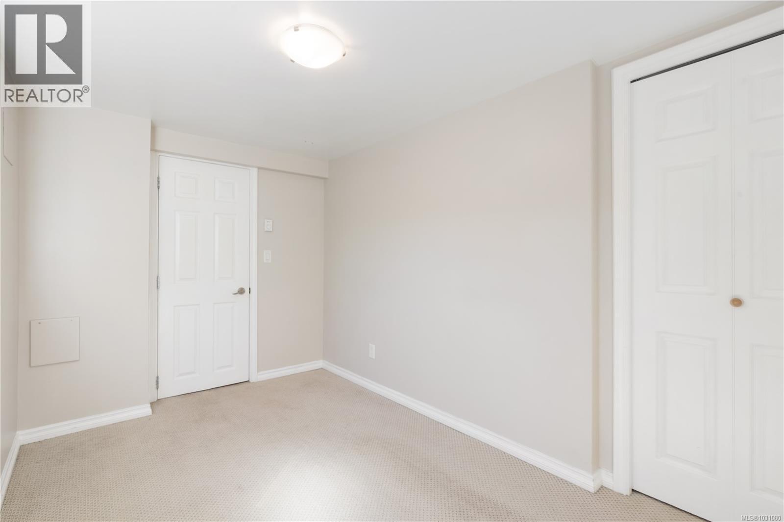 1468 Stroud Rd - 25