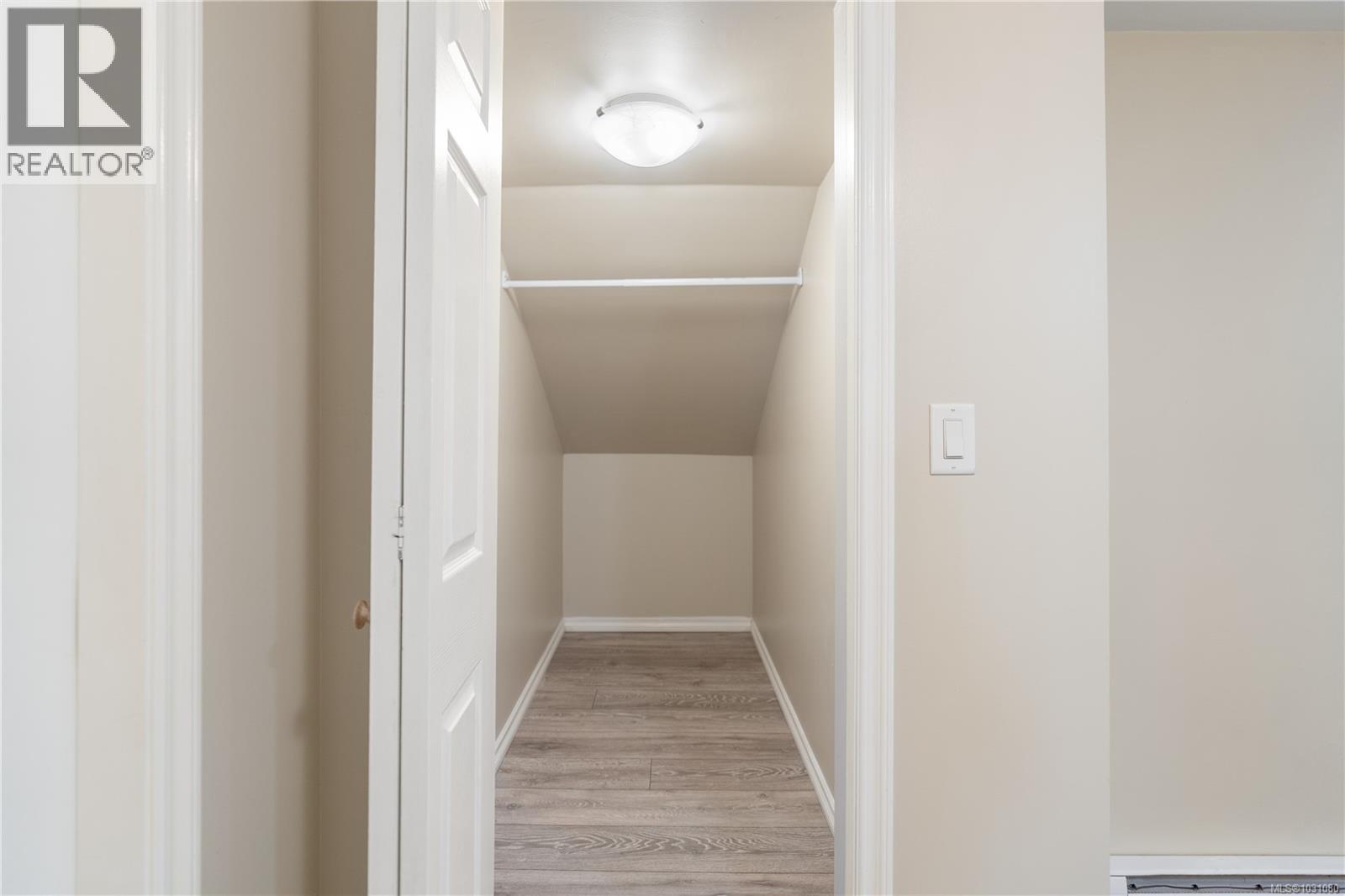 1468 Stroud Rd, Victoria