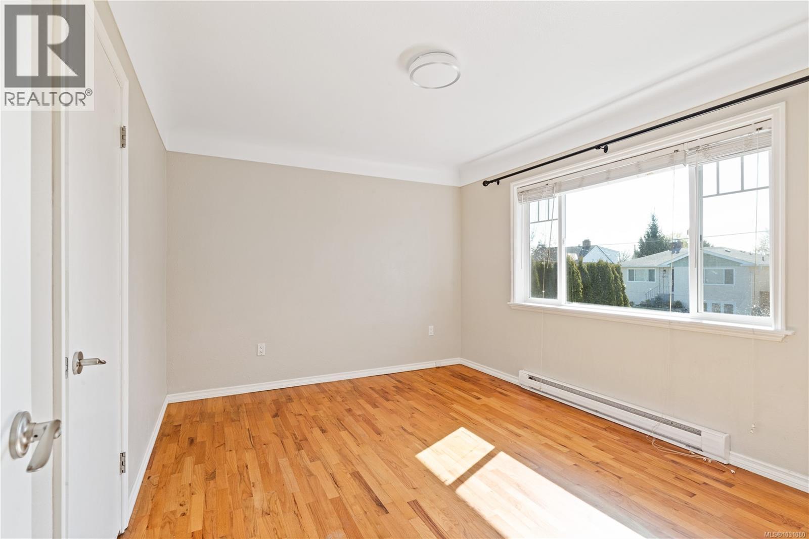 1468 Stroud Rd, Victoria