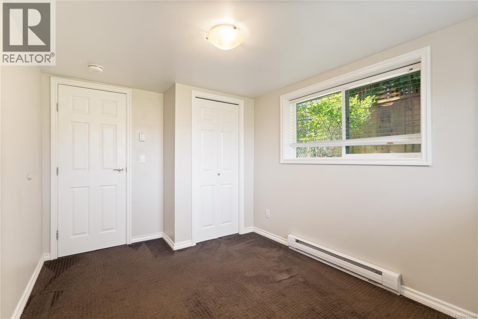 1468 Stroud Rd, Victoria