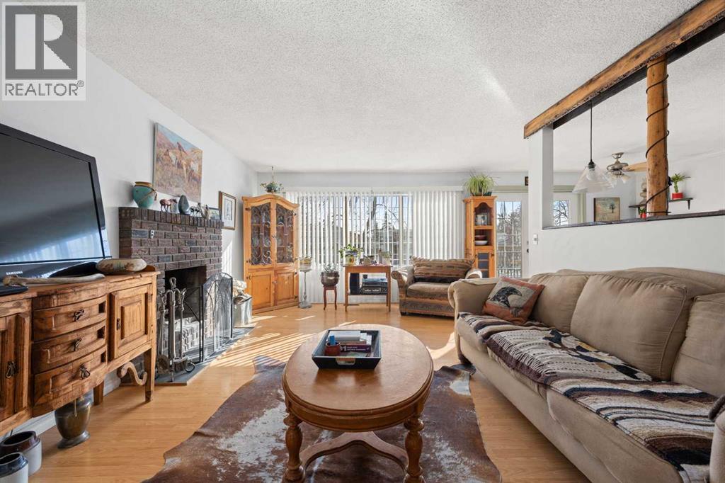 
          317 Banister Drive
            <br/>
            <span>Okotoks</span>
            , 
            <span>AB</span>
             <span>T1S1E4</span>
        