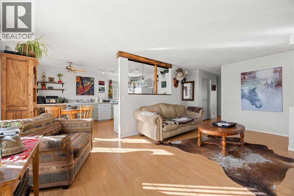 
          317 Banister Drive
            <br/>
            <span>Okotoks</span>
            , 
            <span>AB</span>
             <span>T1S1E4</span>
         - Photo 6