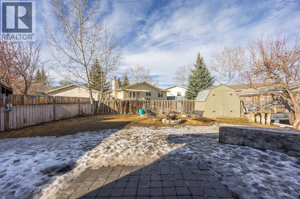 
          317 Banister Drive
            <br/>
            <span>Okotoks</span>
            , 
            <span>AB</span>
             <span>T1S1E4</span>
         - Photo 33