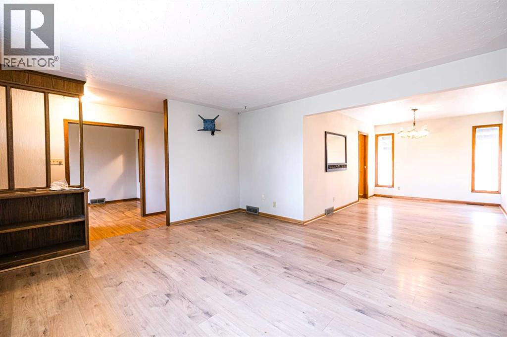 59 ROSEWOOD ROAD NW - 10