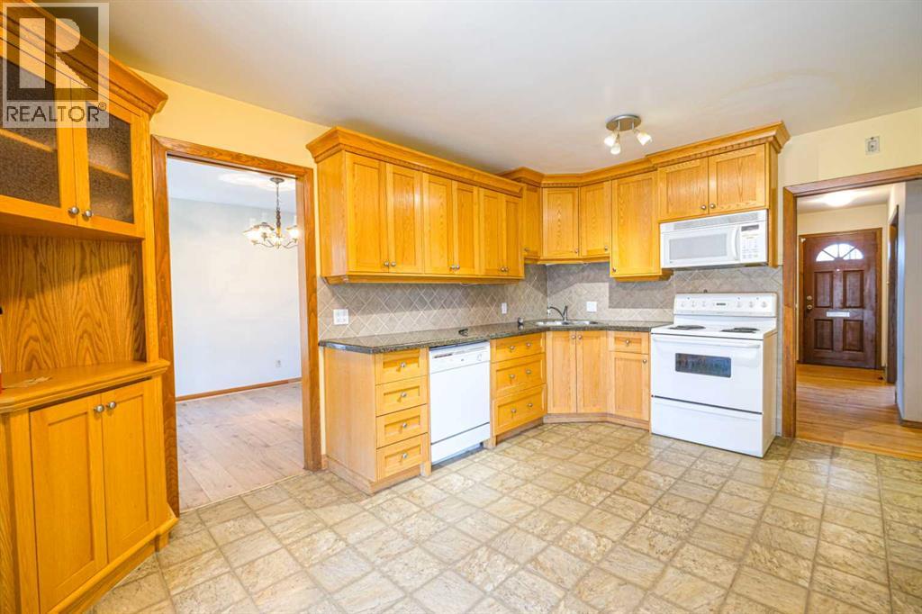 59 ROSEWOOD ROAD NW - 23