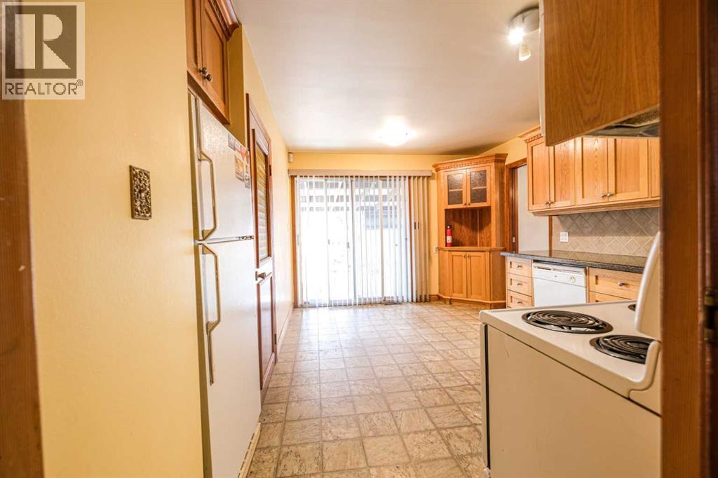 59 ROSEWOOD ROAD NW - 24