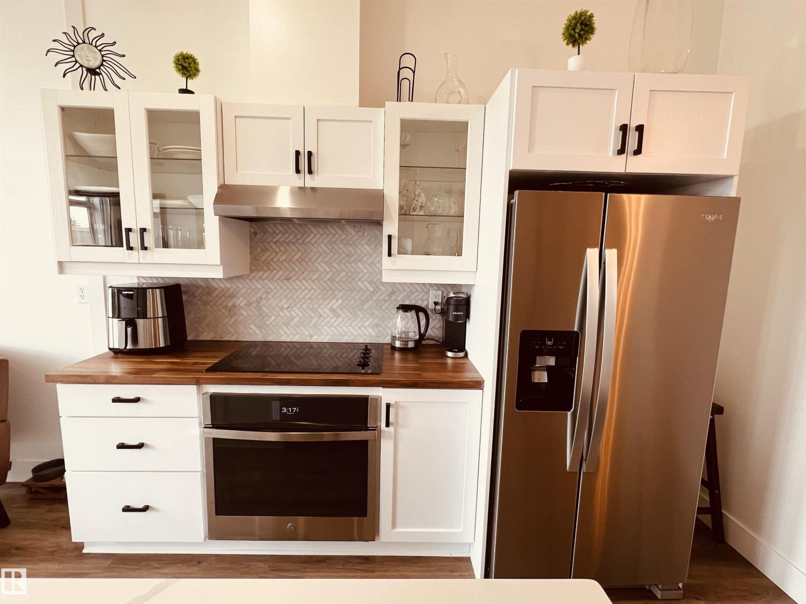 #443 10403 122 ST NW, Edmonton