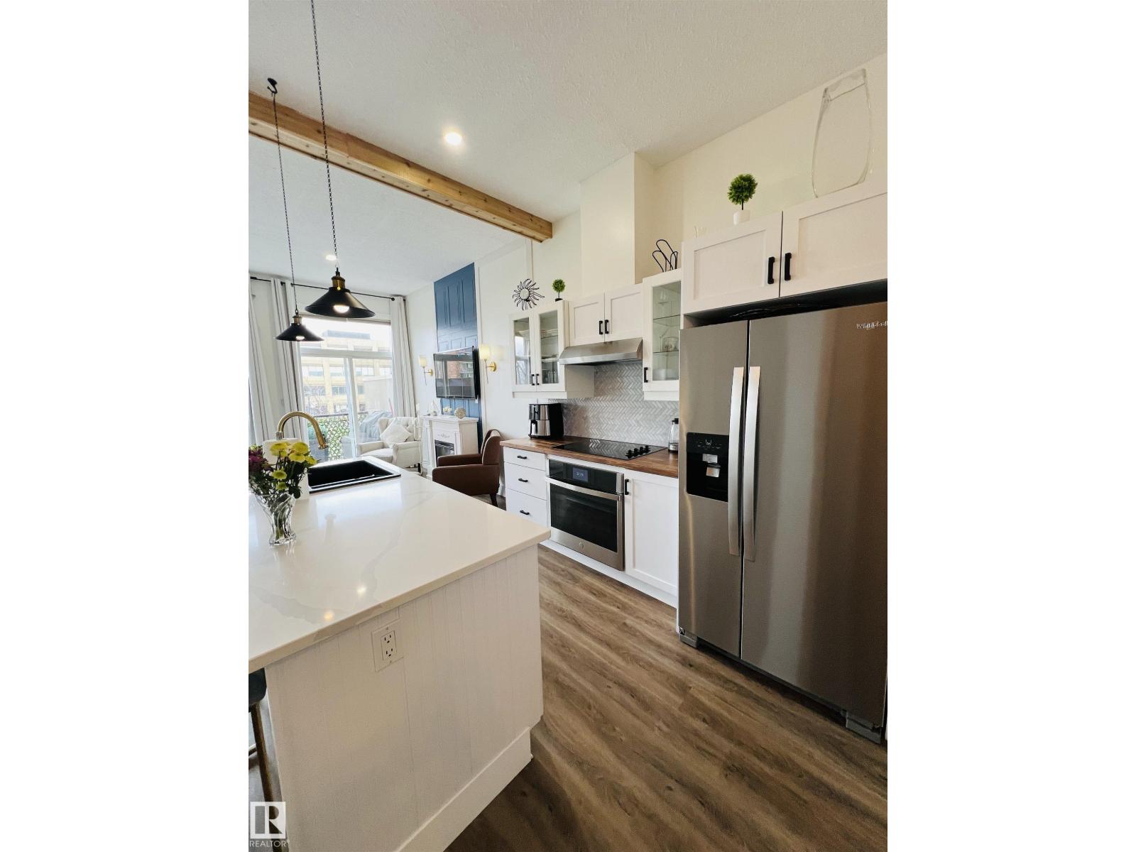#443 10403 122 ST NW, Edmonton