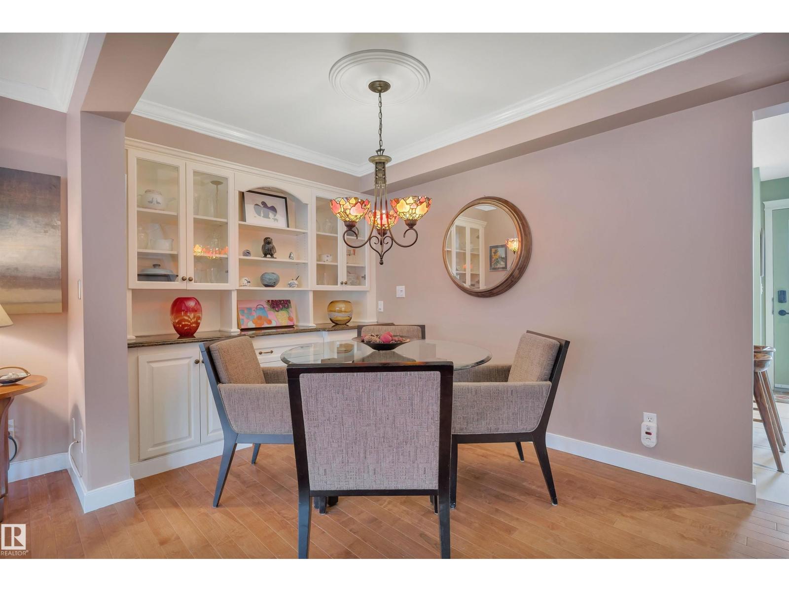 9727 101A ST NW, Edmonton