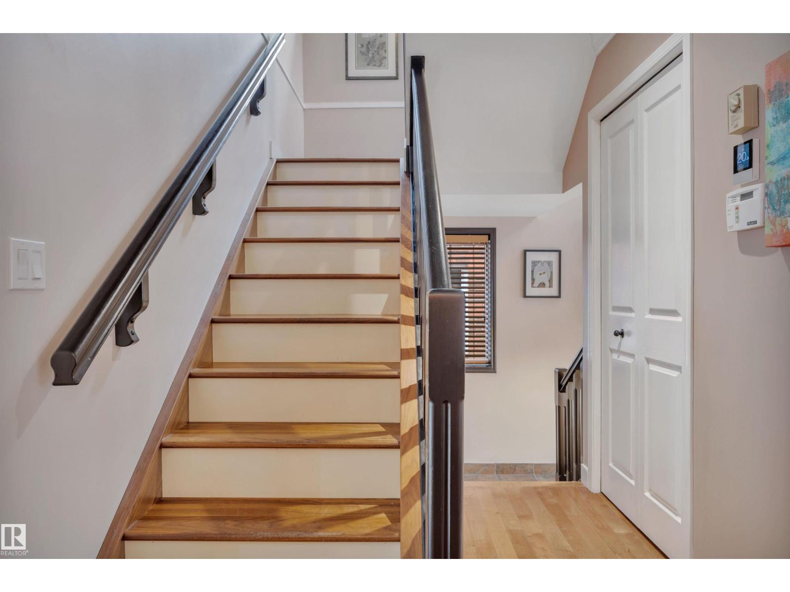 9727 101A ST NW, Edmonton