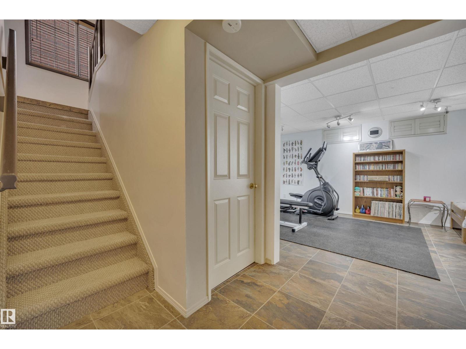 9727 101A ST NW, Edmonton