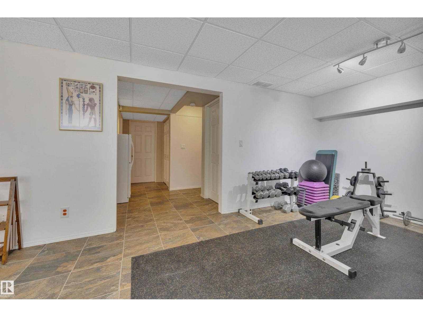 9727 101A ST NW, Edmonton