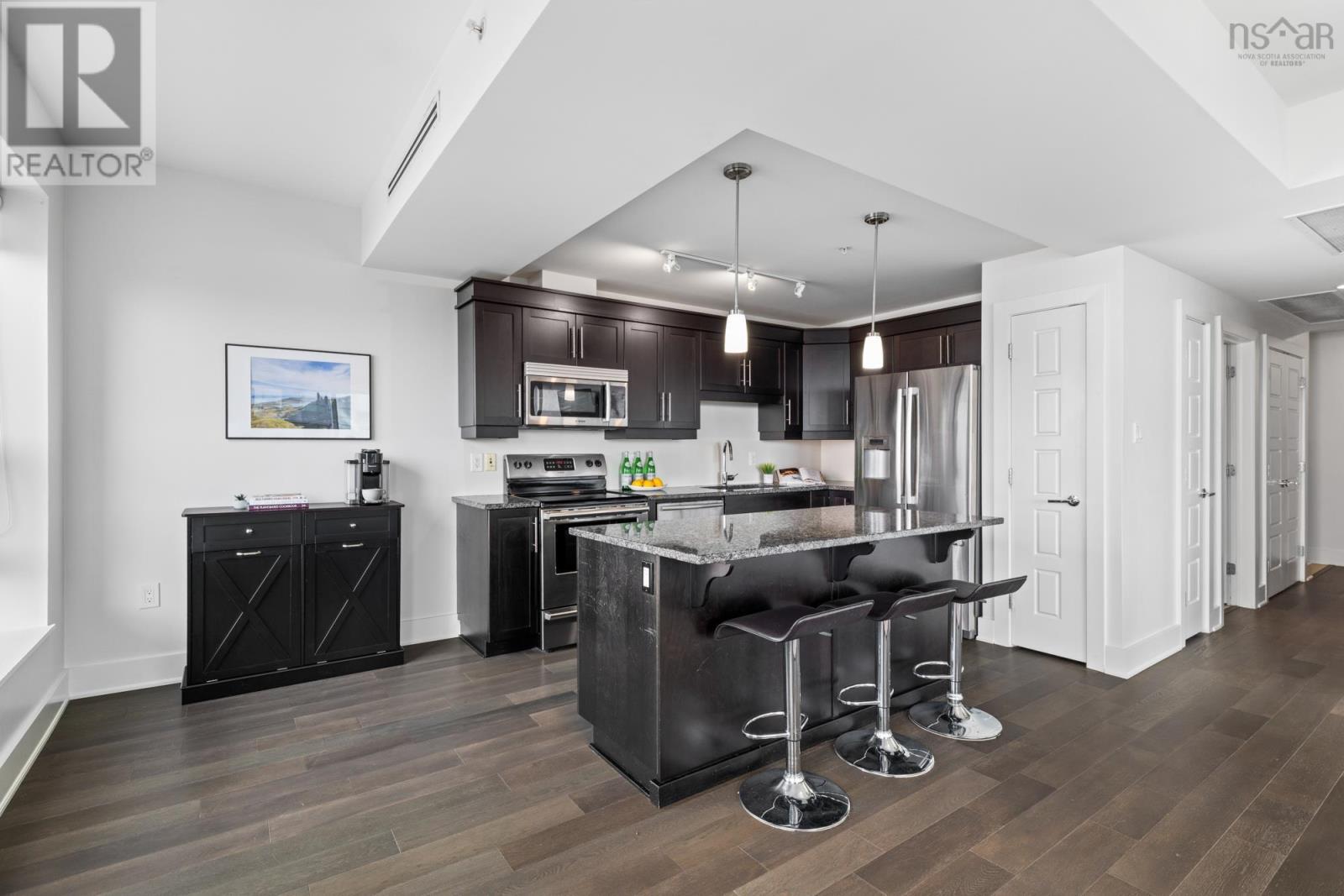 Property 38 of 47 of 205 31 Kings Wharf Place