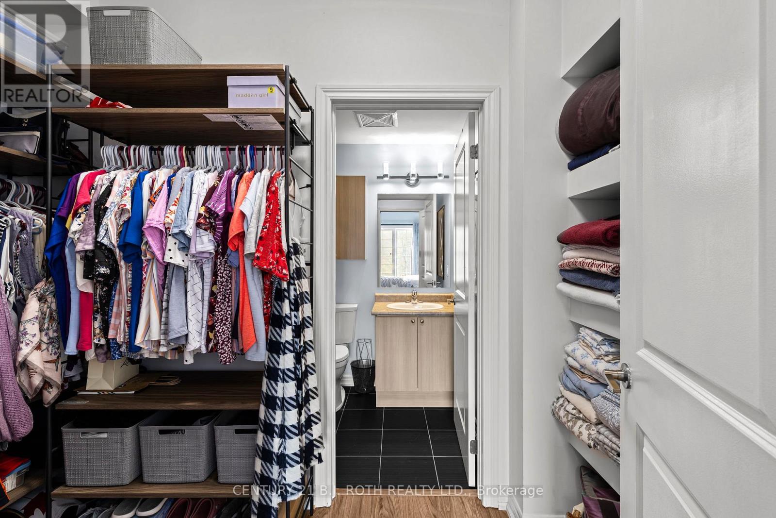 #407 7 GREENWICH STREET - 18
