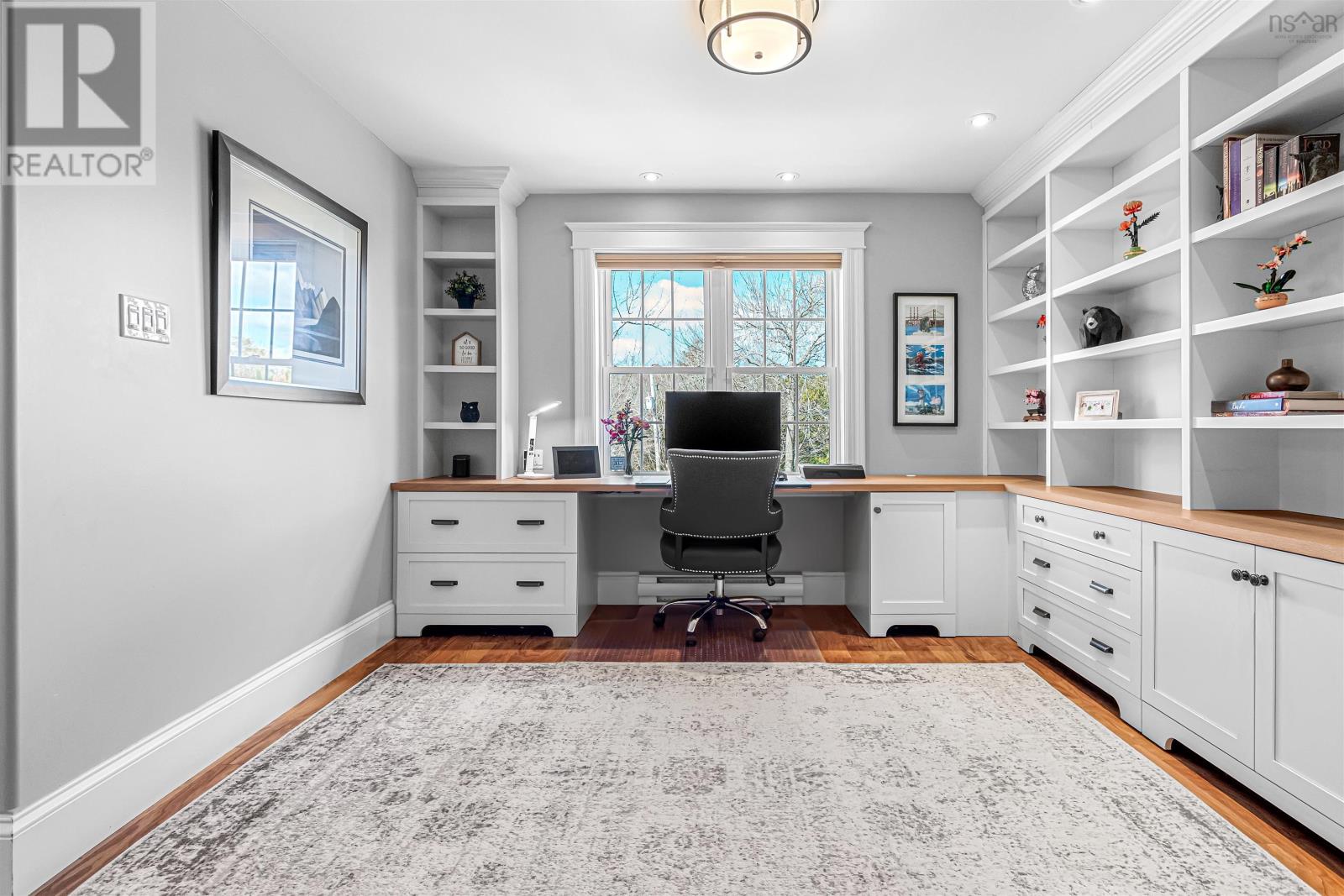 Property 11 of 48 of 102 Ingram Drive