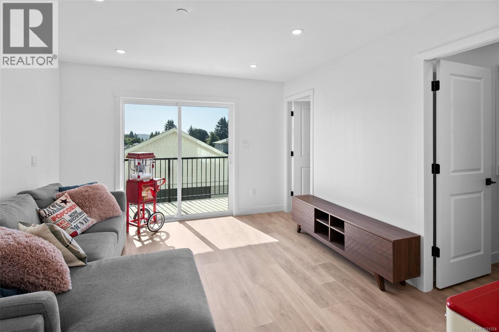 B 2032 Stone Hearth Lane, Sooke