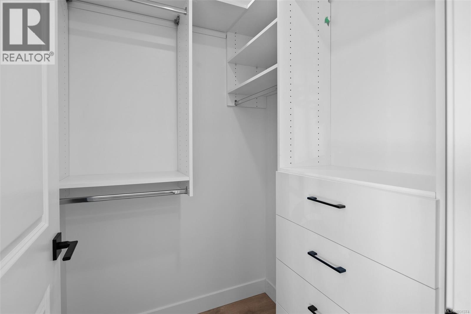 B 2032 Stone Hearth Lane, Sooke