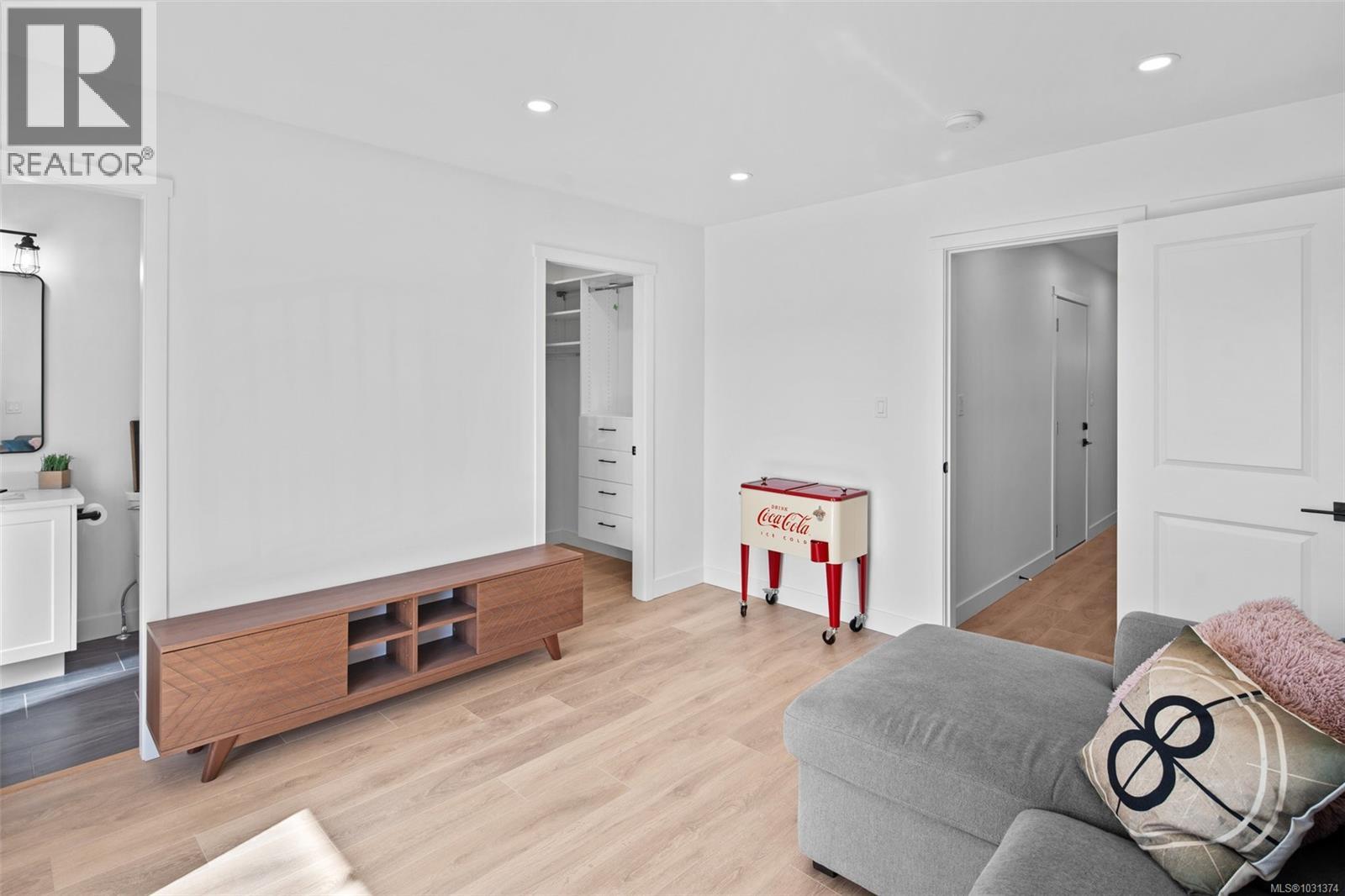 B 2032 Stone Hearth Lane, Sooke