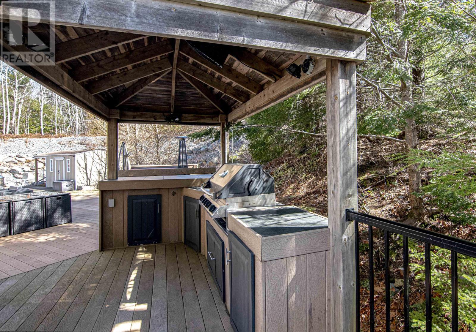 Property 31 of 48 of 102 Ingram Drive