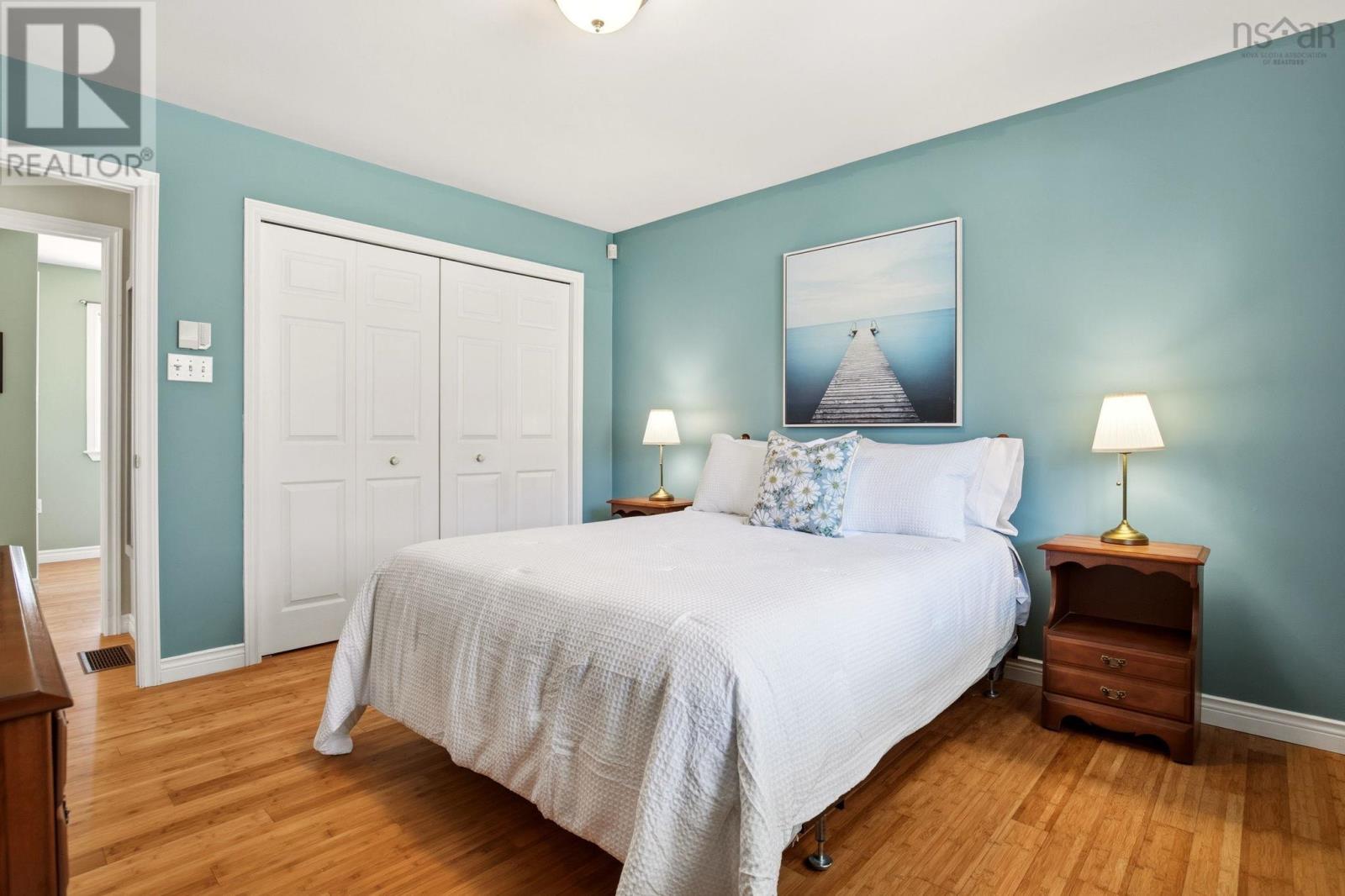 Property 17 of 44 of 6 Cumberland Way