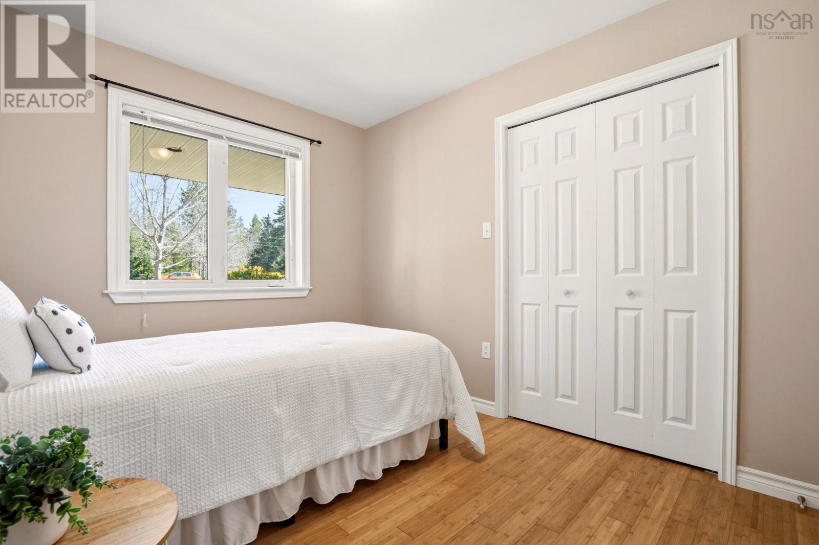 Property 14 of 44 of 6 Cumberland Way