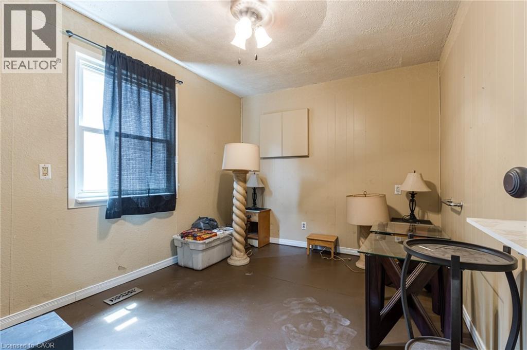 810 TATE Avenue - 11