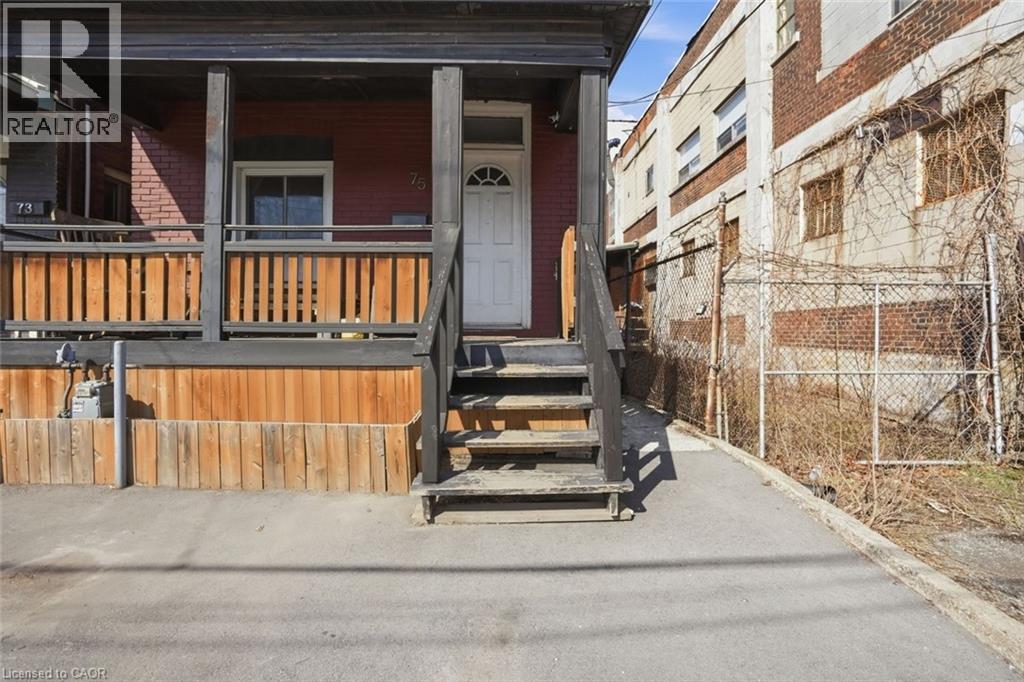 75 NIAGARA Street, Hamilton, Ontario L8L6A4 - Photo 3