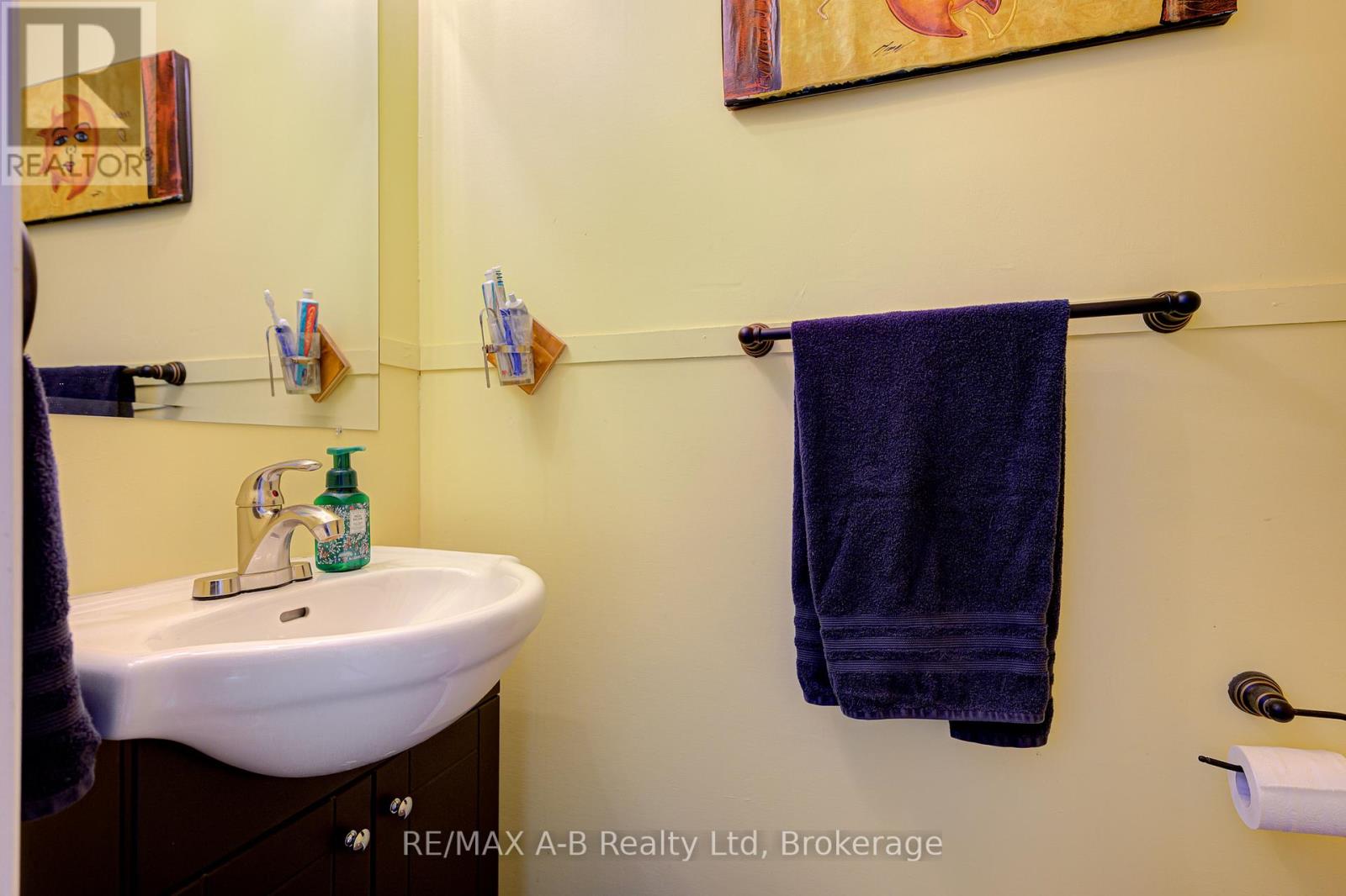 145 ST GEORGE STREET — photo 7