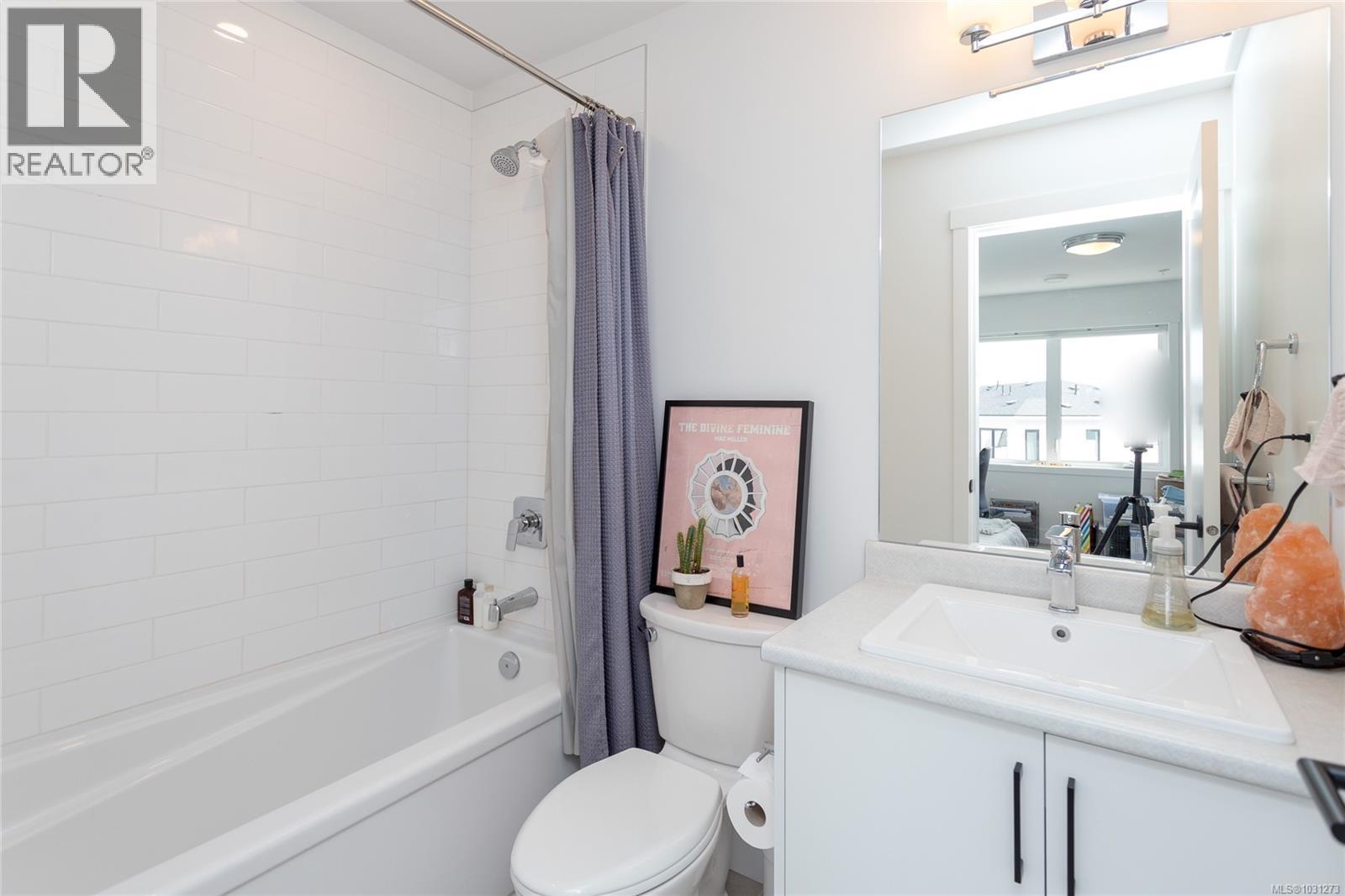 #20 255 CASPIAN DR - 24