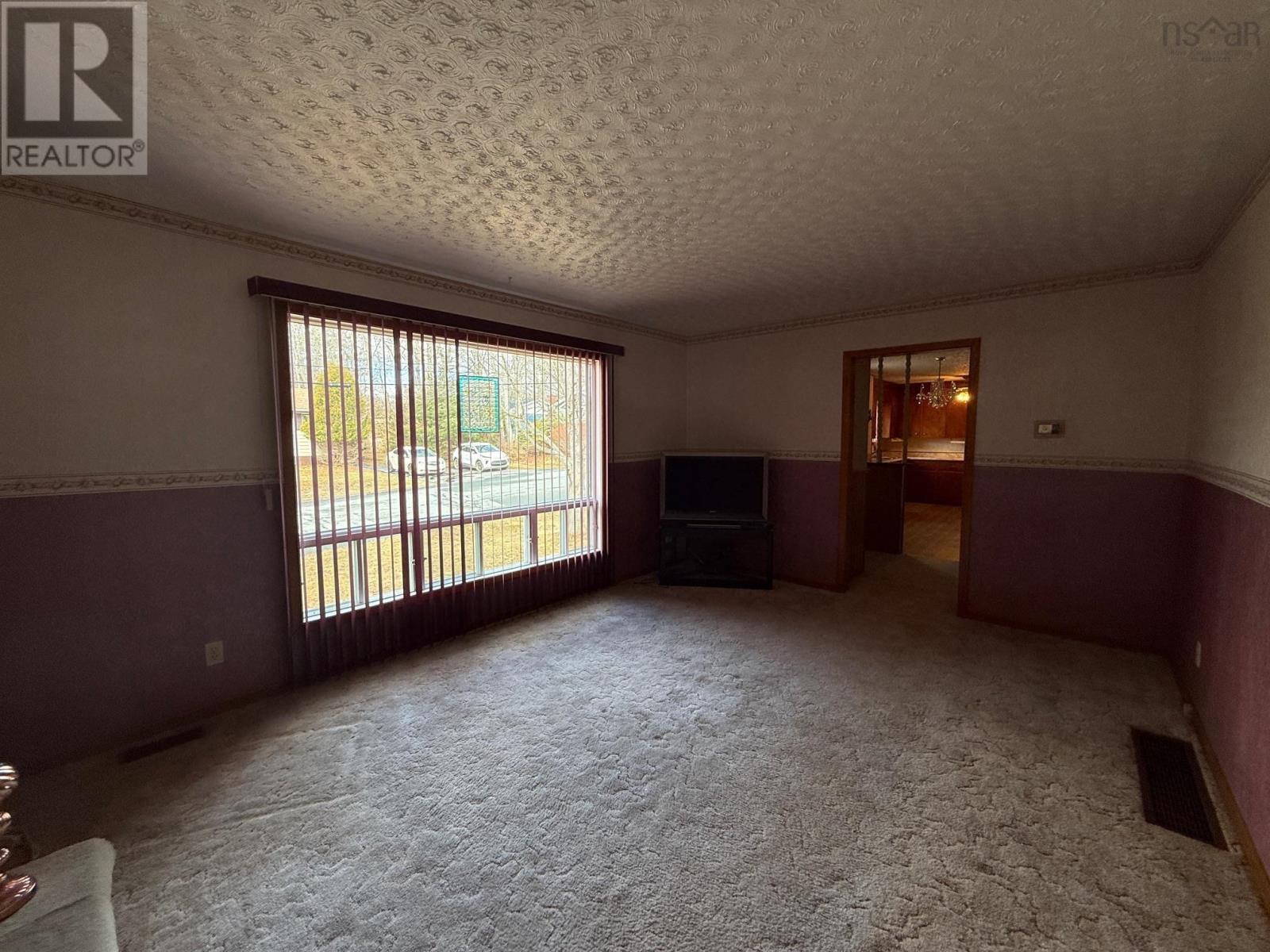 Property 20 of 32 of 7 Pinehurst Avenue